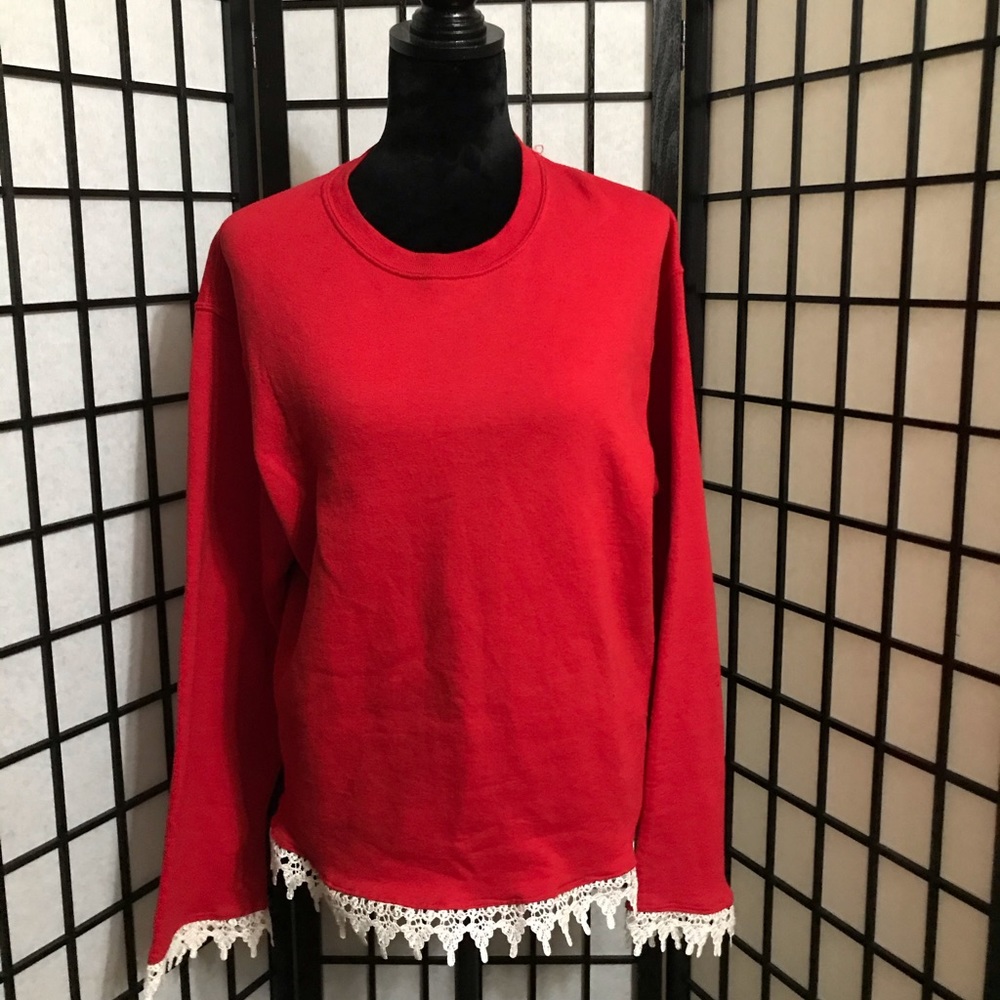 ❤️❄️Red Embellished Fashion Sweatshirt❄️❤️